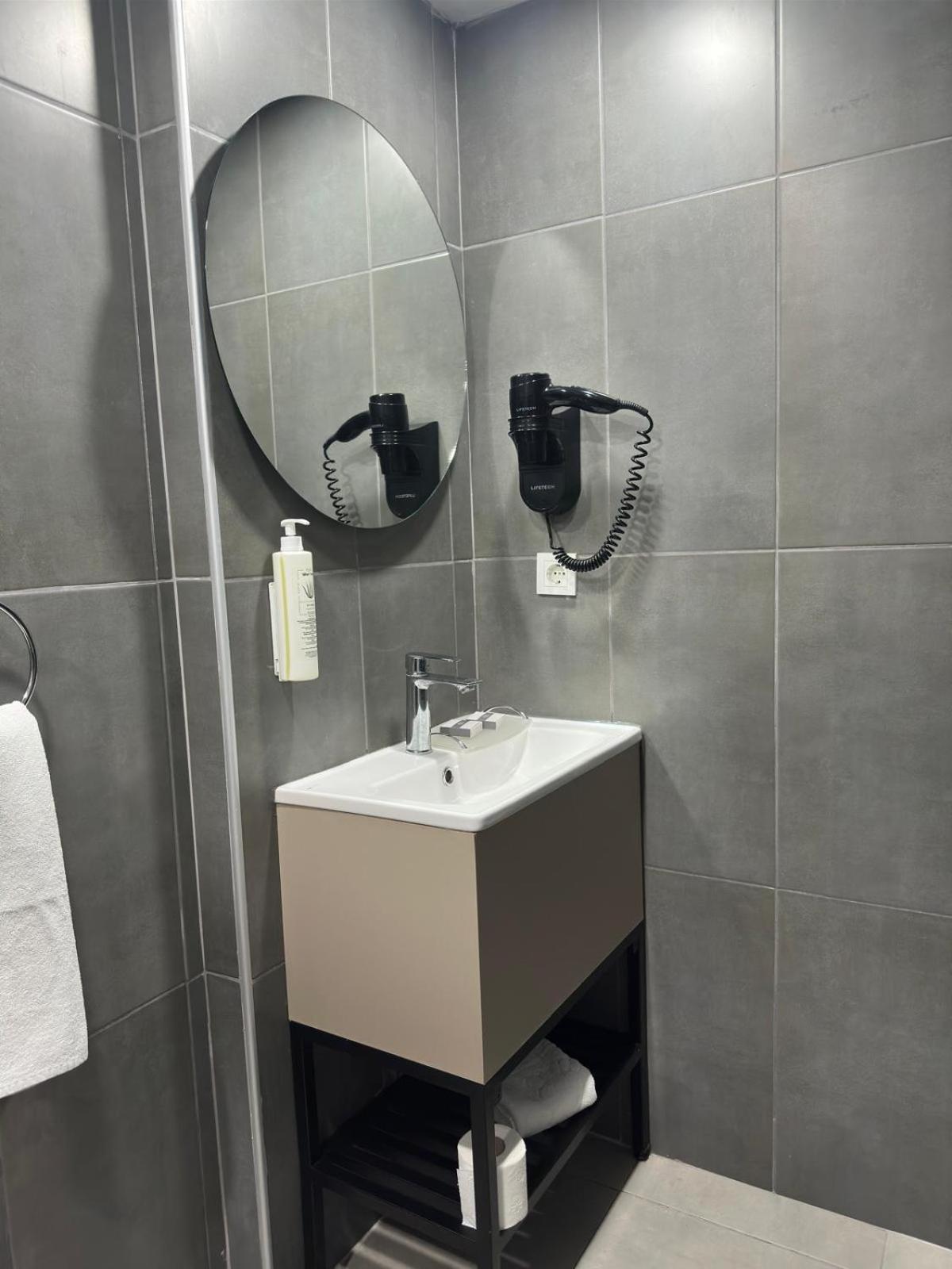 Monezza Hotel Maltepe Istambul Exterior foto